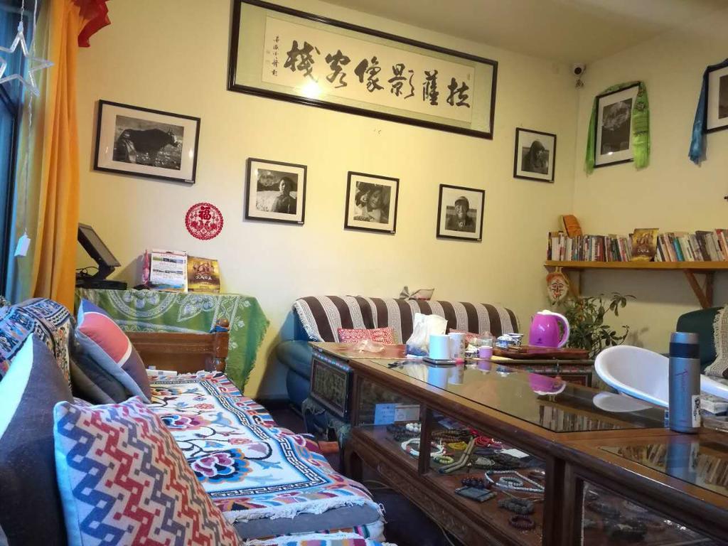 Yingxiang Guesthouse 라사 외부 사진